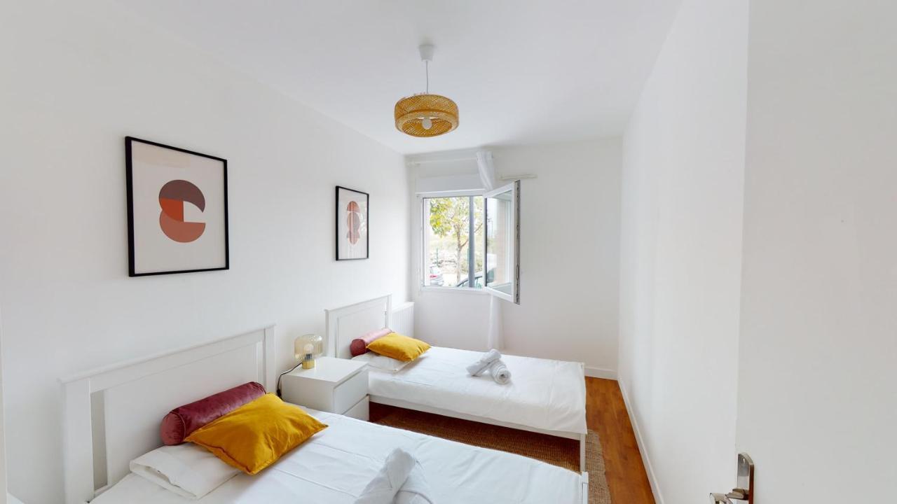 생드니 Live Like A Local Stylish 2Br With Balcony & Parking 아파트 외부 사진