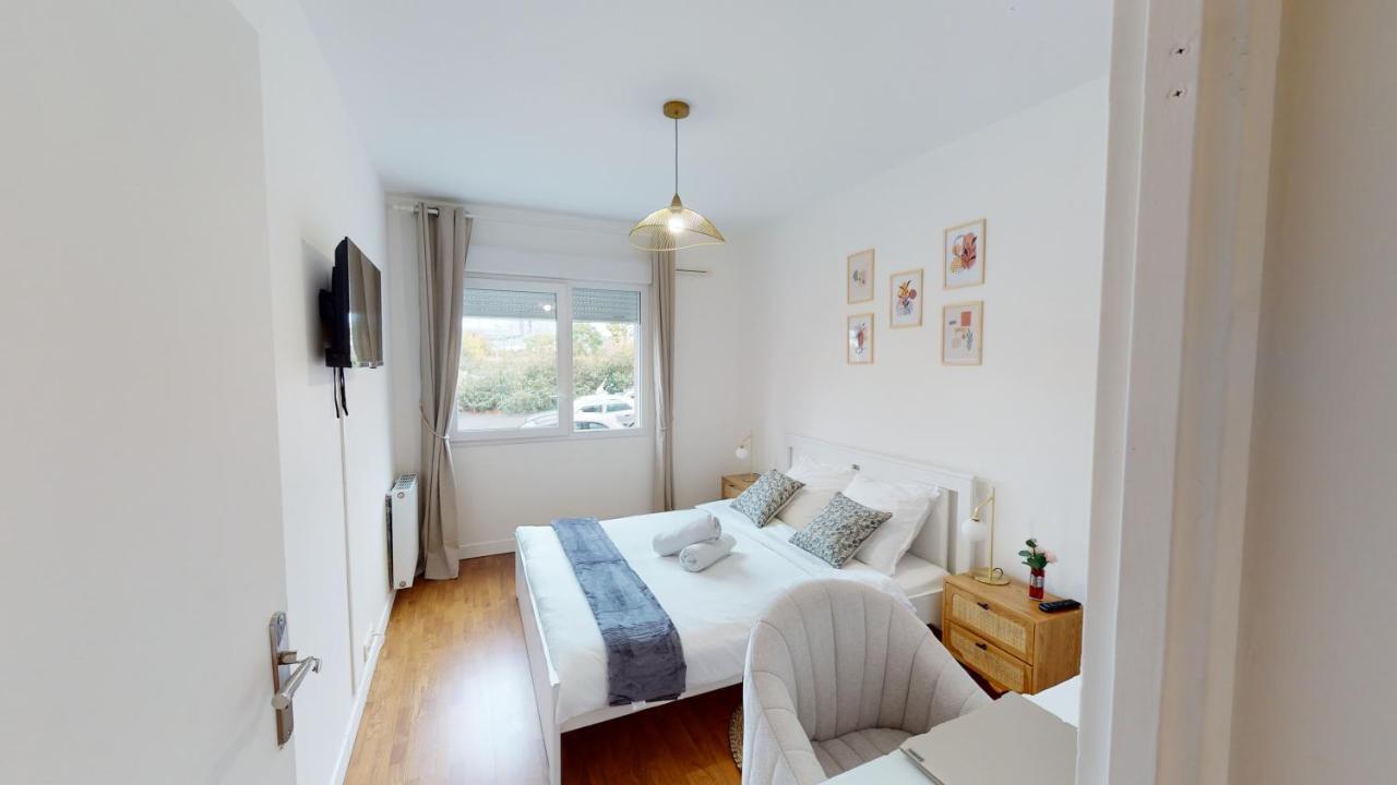 생드니 Live Like A Local Stylish 2Br With Balcony & Parking 아파트 외부 사진