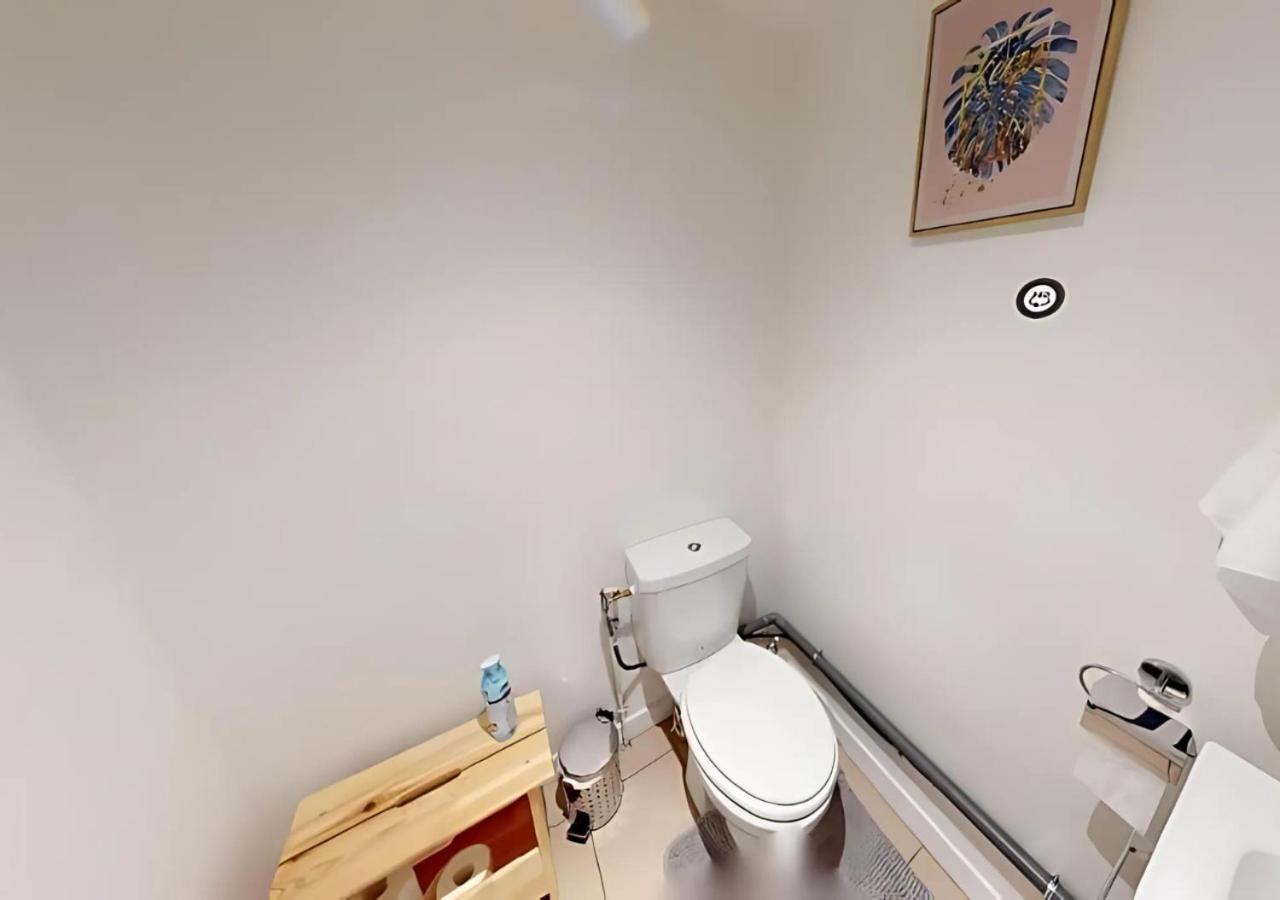 생드니 Live Like A Local Stylish 2Br With Balcony & Parking 아파트 외부 사진